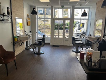 Le Garage Du Barbier, Salon de Coiffure à Malestroit