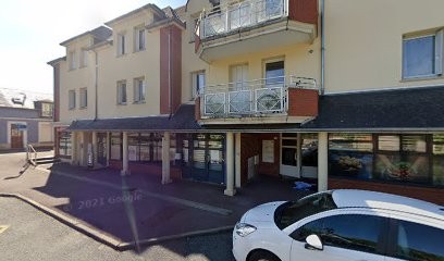 Elisée L', Salon de Coiffure à Ménilles