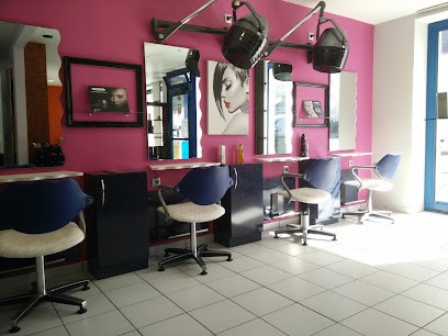 Espace Coiffure, Salon de Coiffure à Pont-de-Buis-lès-Quimerch