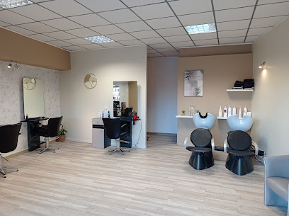 Hello Coiff Coiffeur à Saint-Hilaire-de-Brethmas