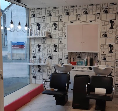 Le Petit Salon de Nathalie, Salon de Coiffure au Breil-sur-Mérize