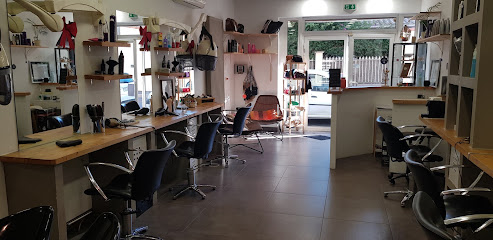 De Mèche Avec Vous Coiffeur à Sète