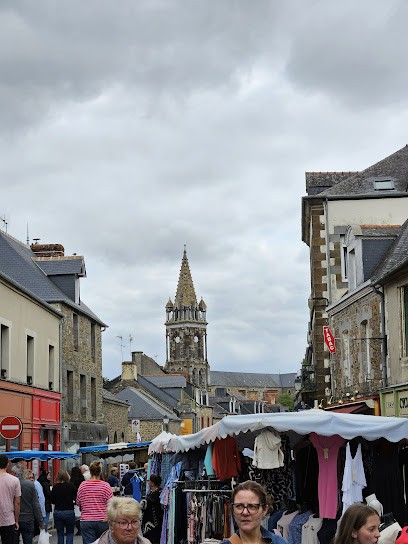 Aline Coiffure, Salon de Coiffure à Combourg