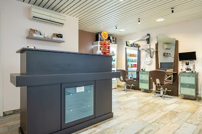 Saint Marc Coiffure, Salon de Coiffure à Saint-Nazaire