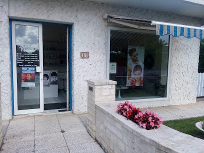 Claverie Joel, Salon de Coiffure à Semussac