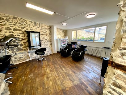 Salon De Coiffure MLG, Salon de Coiffure à Châlus