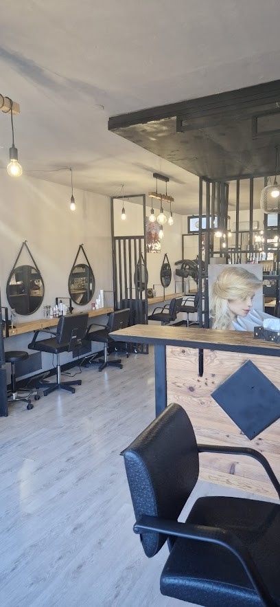Paradis D’éden, Salon de Coiffure à La Ciotat