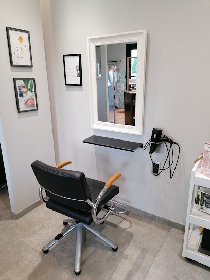 Actuel Coiffure, Salon de Coiffure aux Epesses