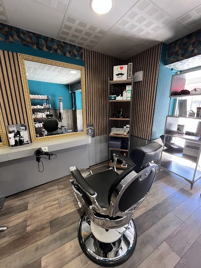 Coupes & Styles, Salon de Coiffure à Poussan