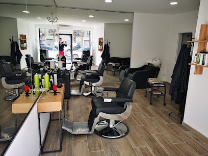 Lui, Salon de Coiffure à Nîmes