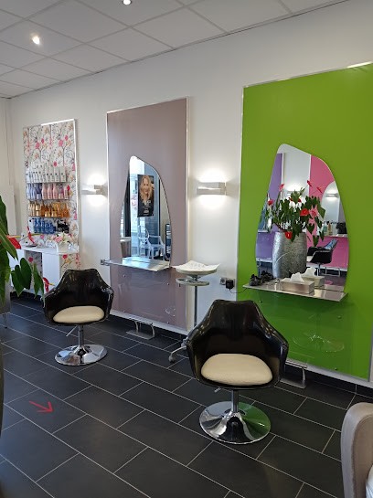 ALTA COIFFURE, Salon de Coiffure au Bouscat