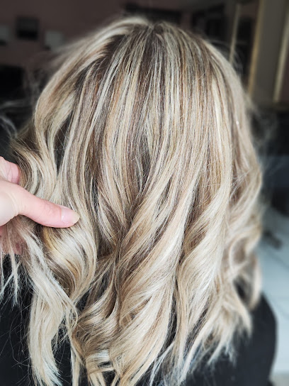 Au Salon D'hélène Coiffeur à Auxonne
