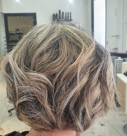A Votre Univ'Hair By Anne, Salon de Coiffure à Meschers-sur-Gironde