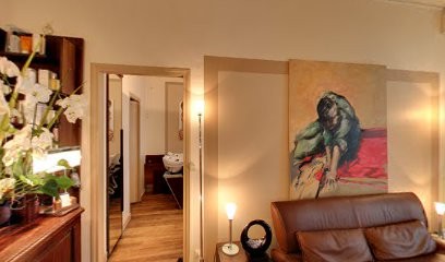 Benard Marlena, Salon de Coiffure à Paris 08