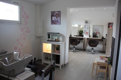 Bulle De Beauté, Salon de Coiffure à Trizay