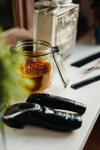 Floriane coiffeuse à domicile | 100% couleur végétale, Coiffeur à Domicile à Montbarrois