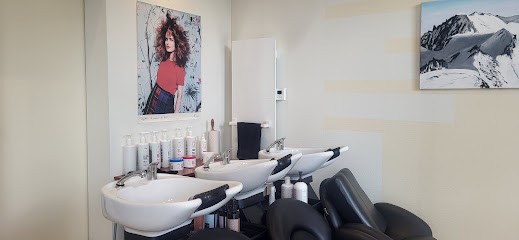 Infinitifs, Salon de Coiffure à Bois-le-Roi