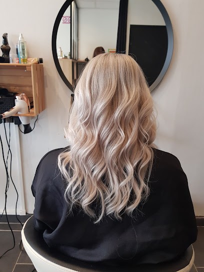 L'atelier Coiffure By Lison Et Adéline, Salon de Coiffure à Boulogne-sur-Mer