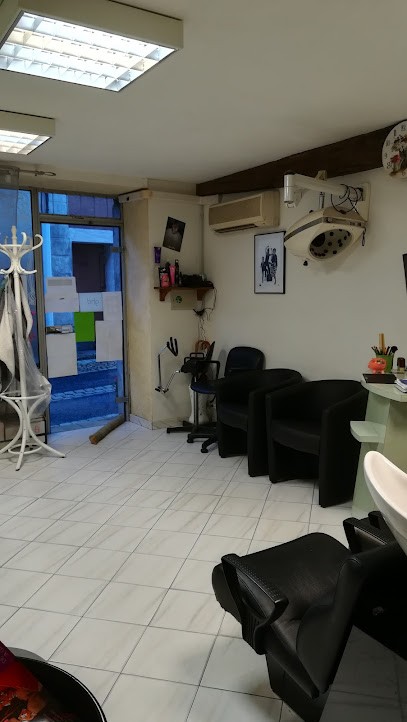 Branco Ghislaine, Salon de Coiffure à Montesquiou