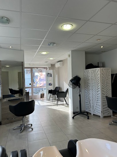 Coiffure Lou Tendance, Salon de Coiffure à Wettolsheim