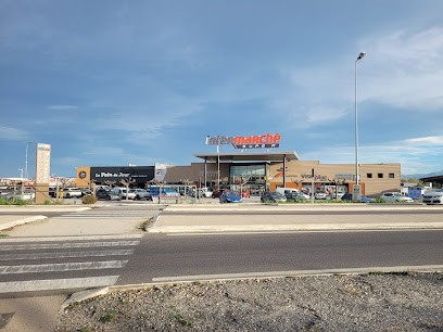 Lady Boy Coiffure Homme Dame Enfant Bébé Et Barbier, Salon de Coiffure à Pollestres