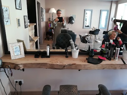 Couleurs Et Formes, Salon de Coiffure à Rauzan