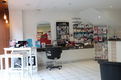 Laurence Coiffure Femmes-Hommes & Barbier Saint Pol De Léon, Salon de Coiffure à Saint-Pol-de-Léon