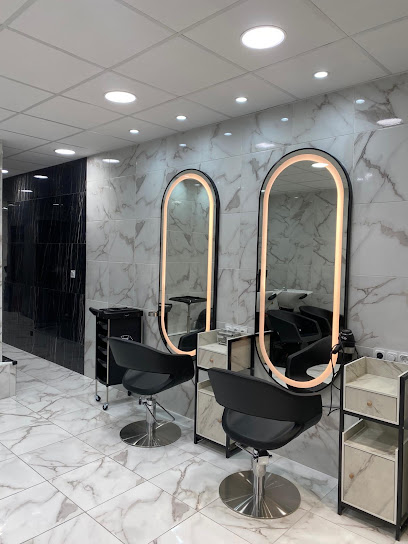 Parisian Glam Coiffeur à Paris 15