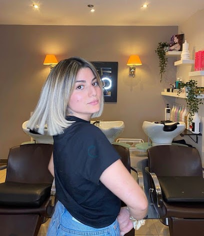 Linda Renno Hairstylist, Salon de Coiffure à Yerres
