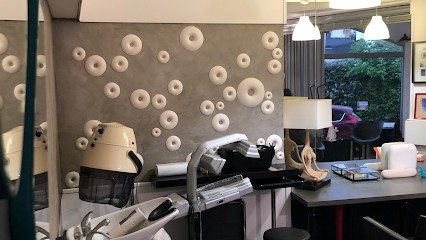 Le Salon, coiffure mixte par Raphaël, Salon de Coiffure à Angresse