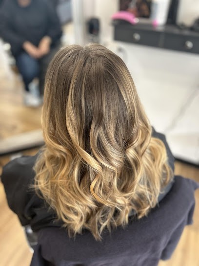 Sc coiffure --sandrine caruso EI, Salon de Coiffure à Château-Salins