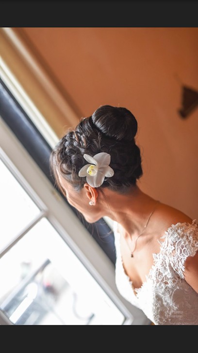 Le Boudoir D'Aurélie, Coiffeur à Domicile à Aytré