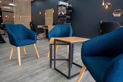 COIFF.CLUB By Mati, Salon de Coiffure à Sainte-Marie-la-Mer