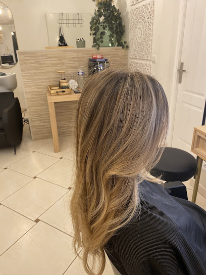Le Petit Salon Coiffeur à Margny-lès-Compiègne