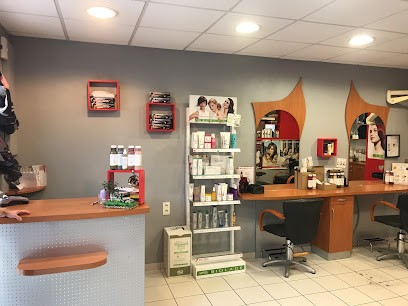 Du Visage au Caract'Hair, Salon de Coiffure à Bouillé-Ménard