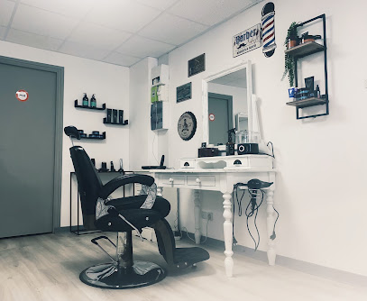 Les Ciseaux De Blandine, Coiffeur à Wassigny