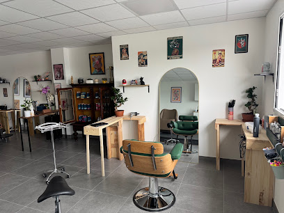 Morganenn Lr Coiffeur à Theix-Noyalo