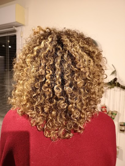Loly Curl, Salon de Coiffure à Rezé