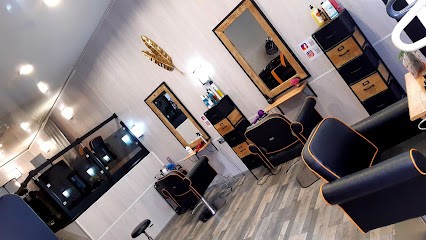 L'atelier des couleurs Coiffure mixte et service barbier, Salon de Coiffure à Charolles