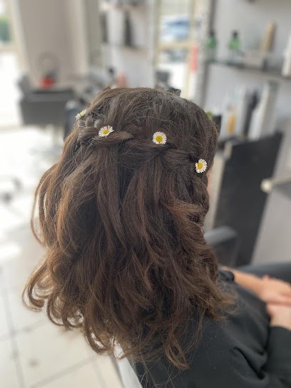 Ell'M Coiffure, Salon de Coiffure à Barjouville
