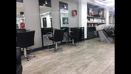 Coiffure Cyril Et Corinne, Salon de Coiffure à Palavas-les-Flots