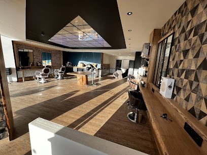 Les Coiffeurs Sculpteurs Yffiniac, Salon de Coiffure à Yffiniac