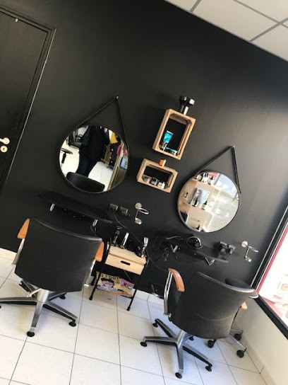 L'atelier numéro 5 Artisan Coiffeur, Salon de Coiffure à Saint-Jean-sur-Vilaine