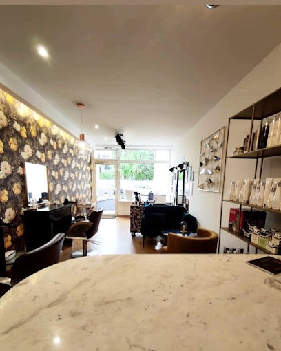 Chez Martin, Salon de Coiffure à Divonne-les-Bains