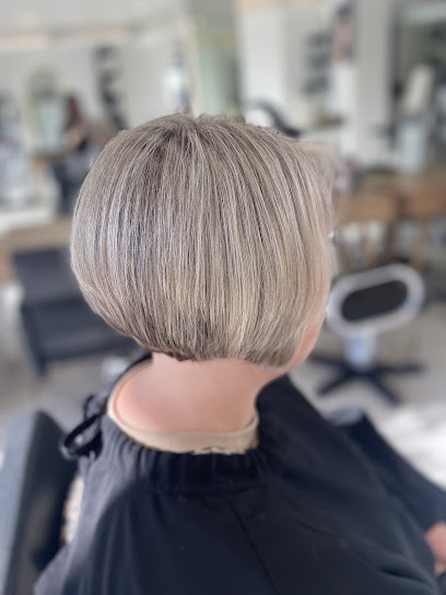 Hair Signature By Léa Coiffeur à Saint-Laurent-du-Var