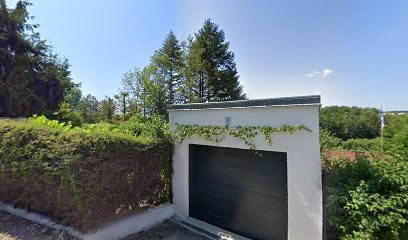 Simeon Valerie, Coiffeur à Domicile à Vincelottes