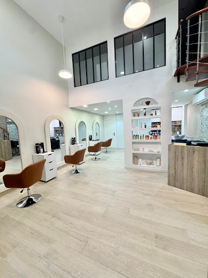 Sihem.b Coiffeur à Lyon 08