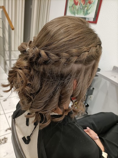 Salon De Coiffure De St Ouen La Rouërie, Salon de Coiffure à Baillé