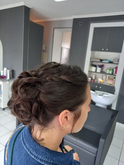 Cachon, Salon de Coiffure à Vallery