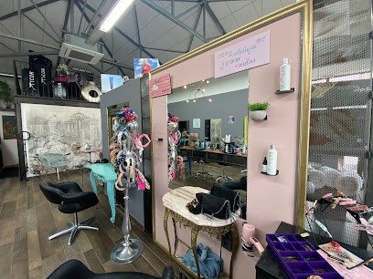 L 'Atelier D' Alexandra, Salon de Coiffure à Mervent